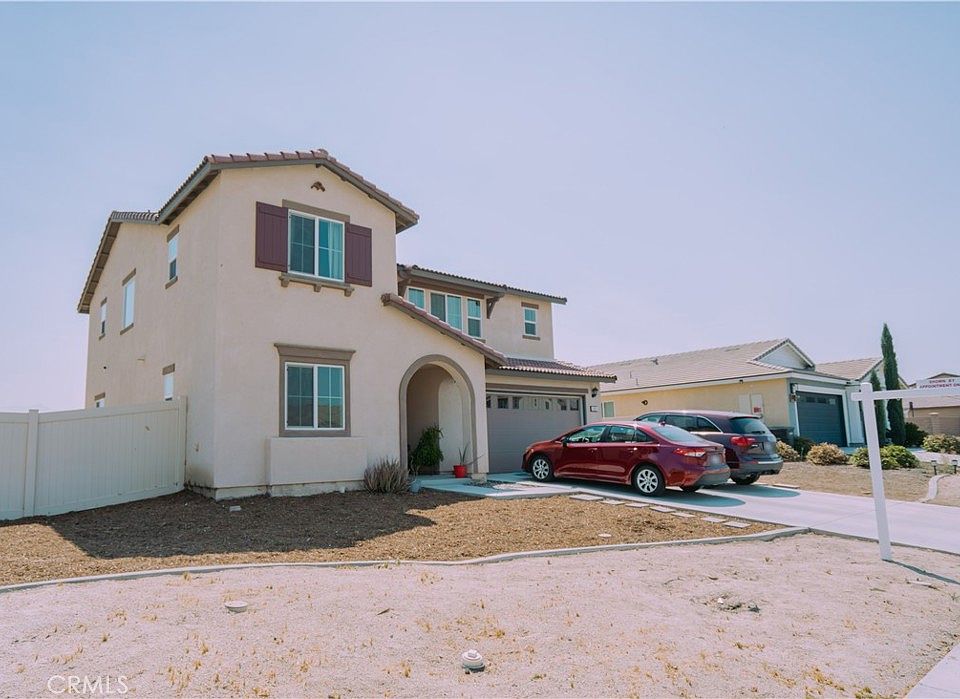 1st image of 561 Black Cherry St