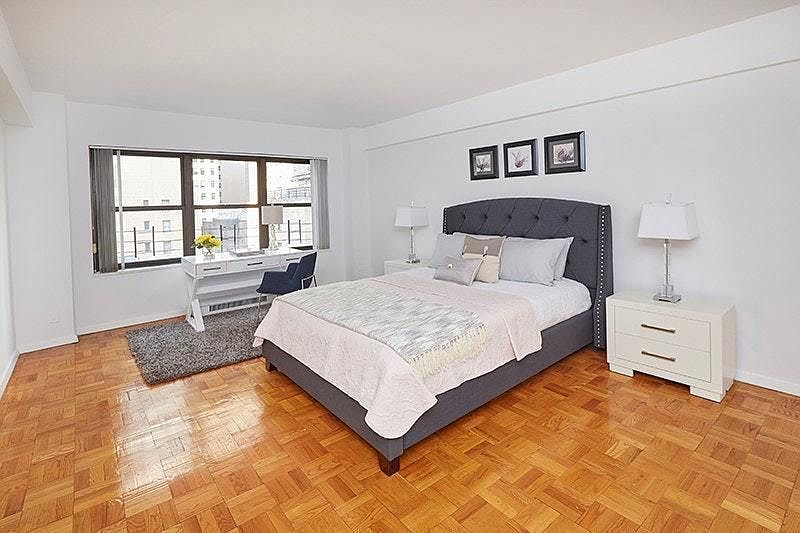 1st image of 140 E 56th St APT 10F