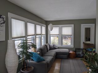 645 Asbury St, Saint Paul, MN 55104