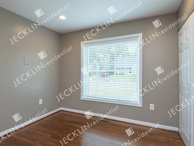2329 Horsley Dr — Photo 16