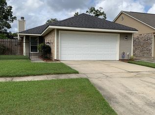 1832 Myrtle Ridge Dr, Baton Rouge, LA 70816