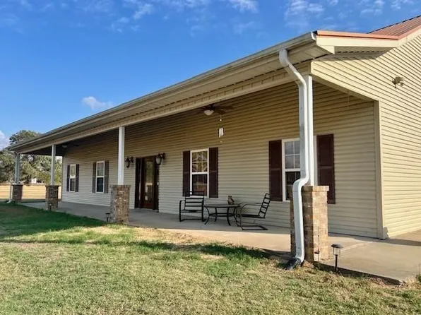 1646 Fm 906 W, Powderly, TX 75473