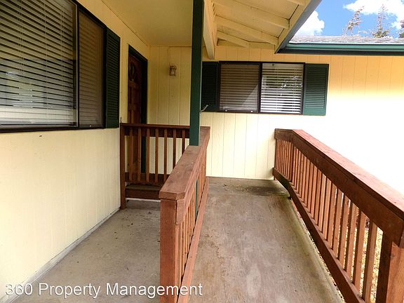 5th image of 2071 Crosswoods Cir