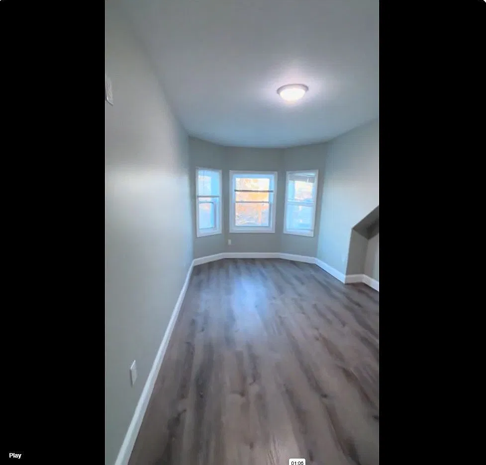 3 bed, 3.0 bath, 1200 sqft, $2,175 — Photo 4
