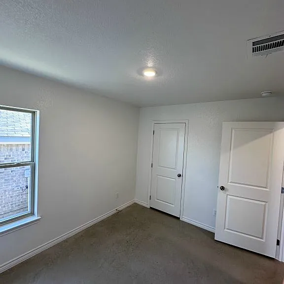 1214 Lehmann Dr #B — Photo 11