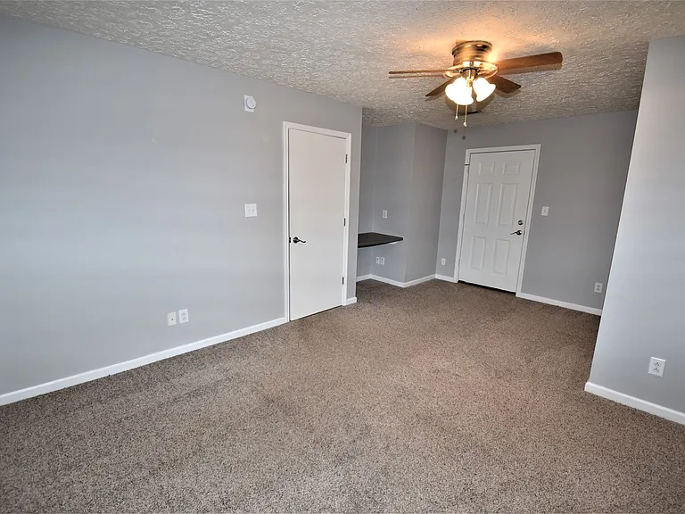 Robb Avenue-765 (x14) — Photo 19