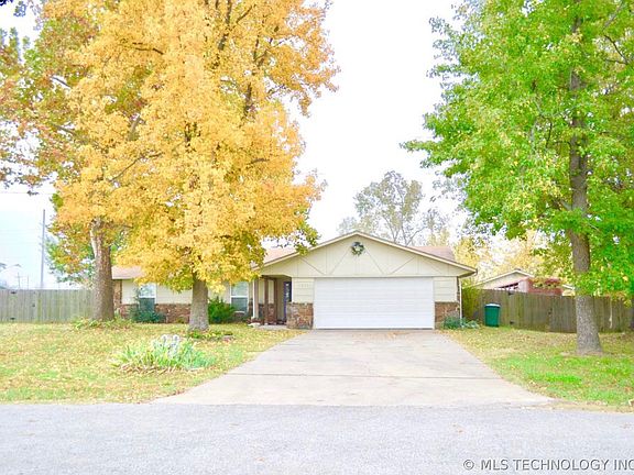 2nd image of 10311 S 240th East Ave