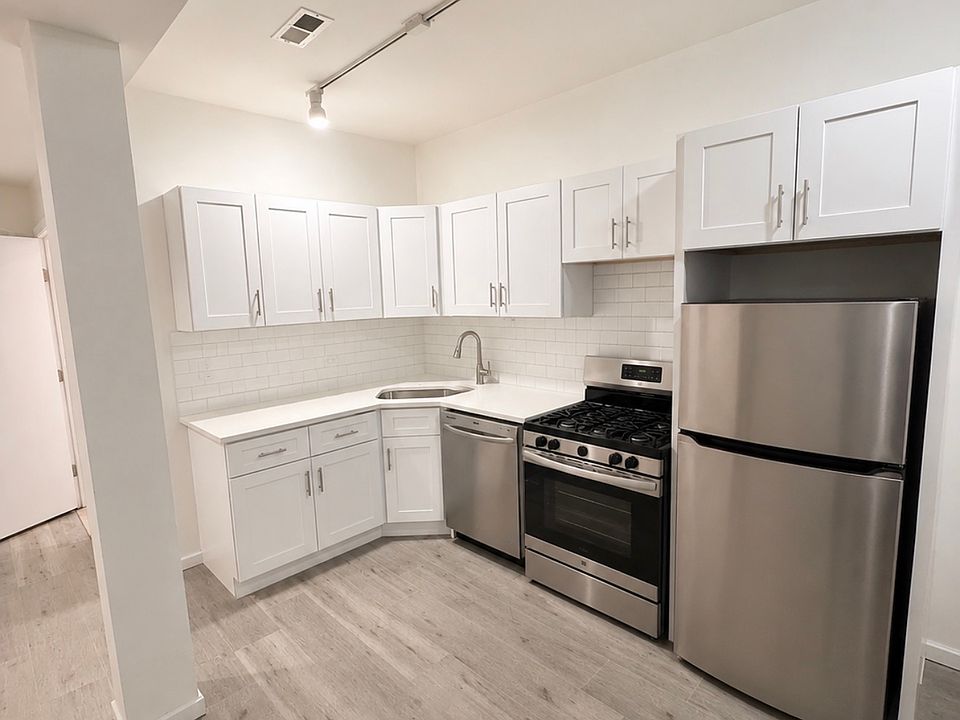 1st image of 4849 N Christiana Ave #G
