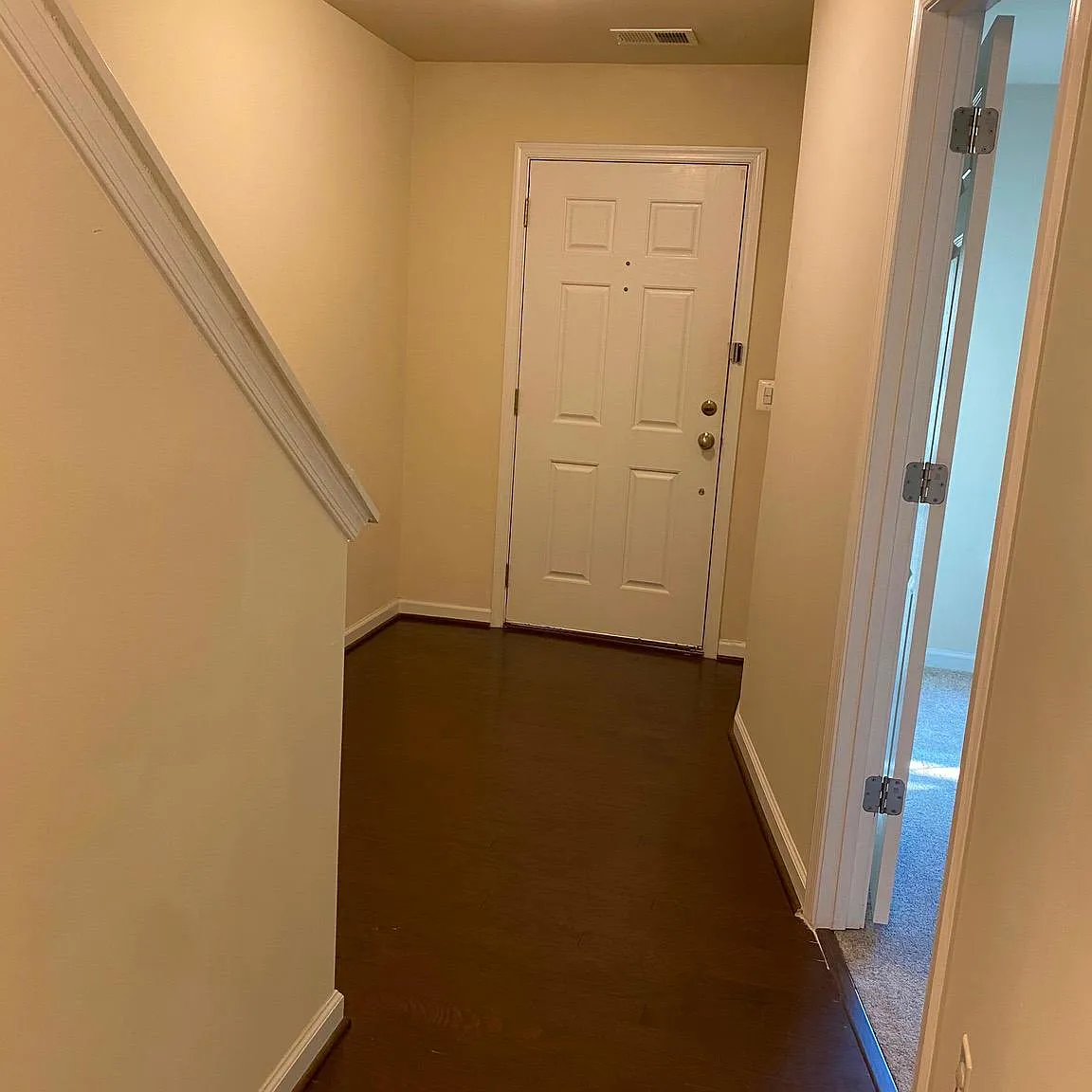 3 bed, 3.5 bath, 2000 sqft, $3,000 — Photo 4