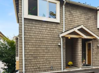 6518 42nd Ave SW UNIT C, Seattle, WA 98136