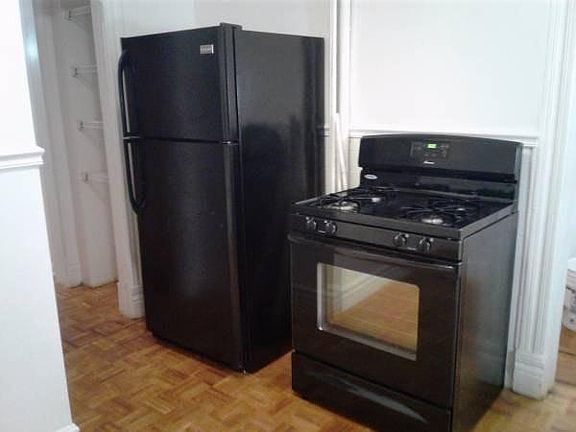 KITCHEN APPLIANCES