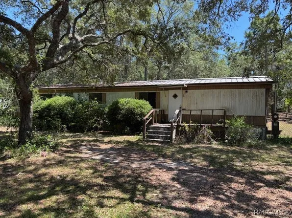 5096 W Starburst Ln, Homosassa, FL 34446