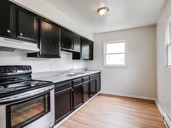 1600 Pollock St APT A