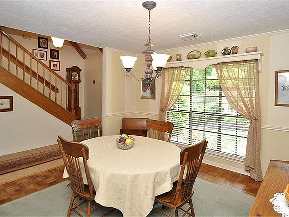 4th image of 3619 Clear Falls Dr