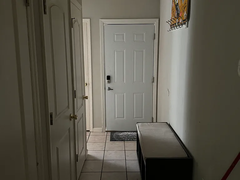 720 W Brevard St — Photo 5