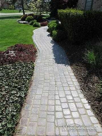2nd image of 1144 Falcon Dr