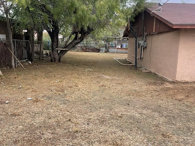 3222 Yucca Loop — Photo 15