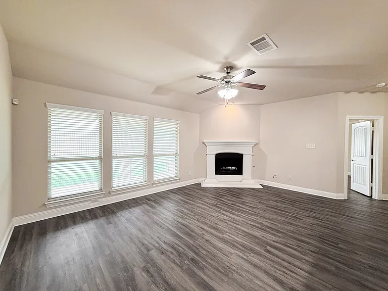 126 Wilmington Dr — Photo 13