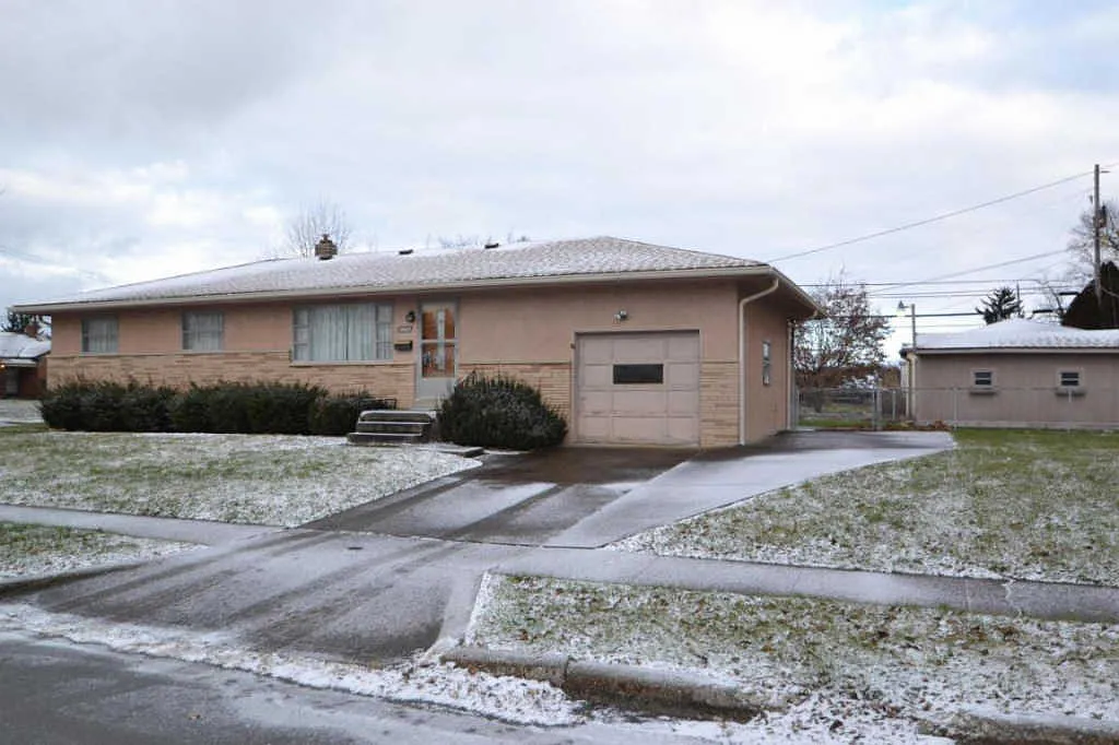 4200 Colby Ave photo 1