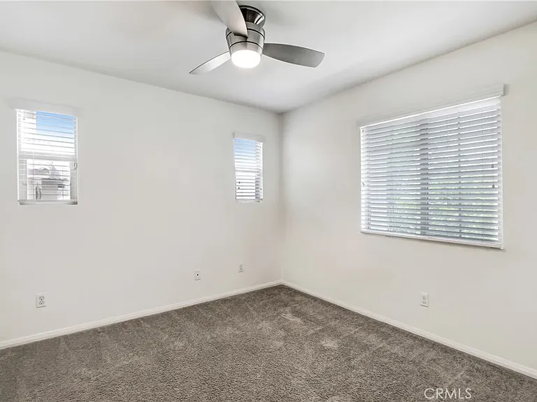 11839 Greenbrier Ln — Photo 16