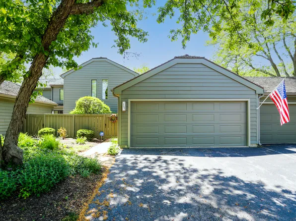 157 Timber Ridge Ln #E369, Barrington, IL 60010