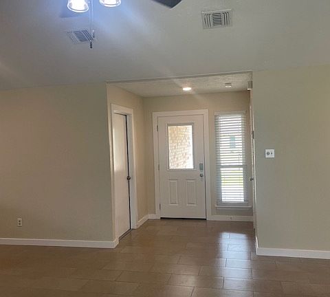 4th image of 22 Ranch House Loop