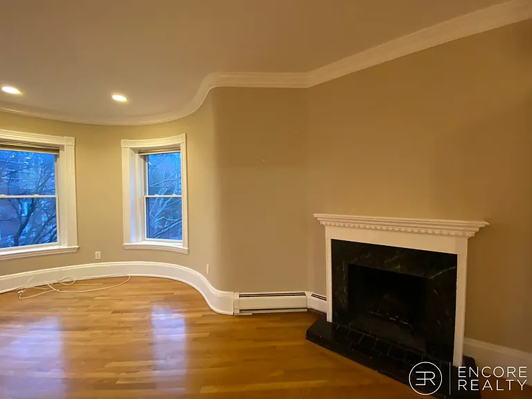 29 Longwood Ave #303 — Photo 10