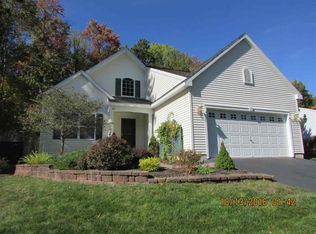 48 Carstead Dr, Slingerlands, NY 12159