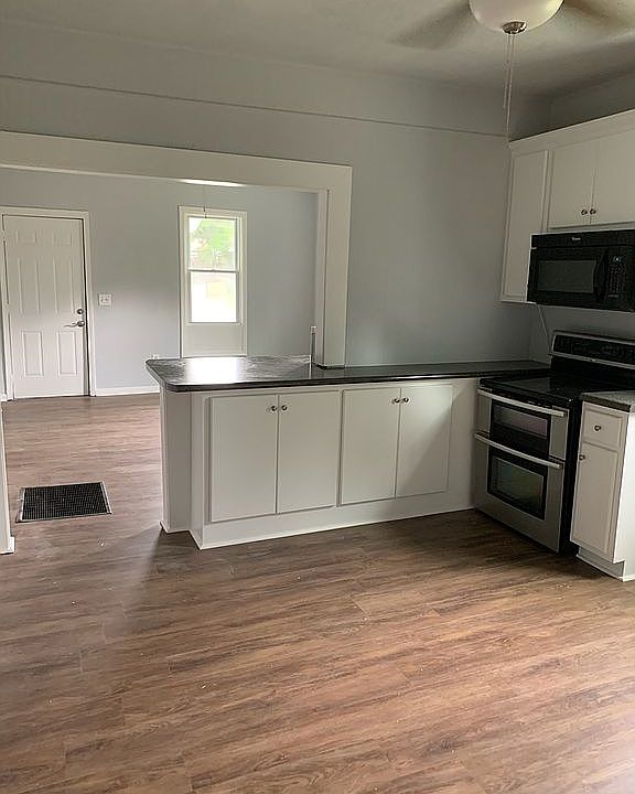 2nd image of 1803 40th St