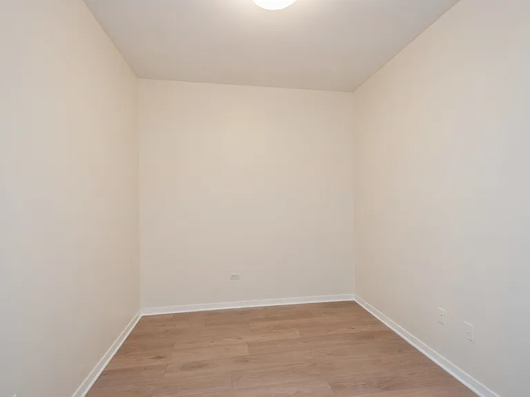 4350 N Broadway St #703 — Photo 10