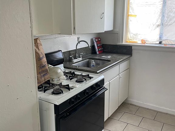 2nd image of 129 E A St #129