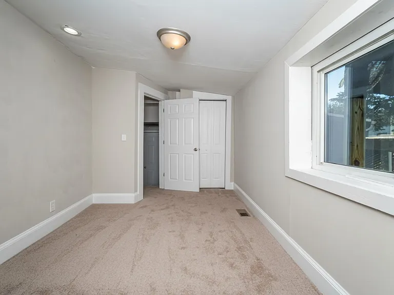 3027 Grandy Ave — Photo 4