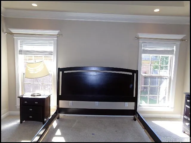 31 Bristol Ct — Photo 9
