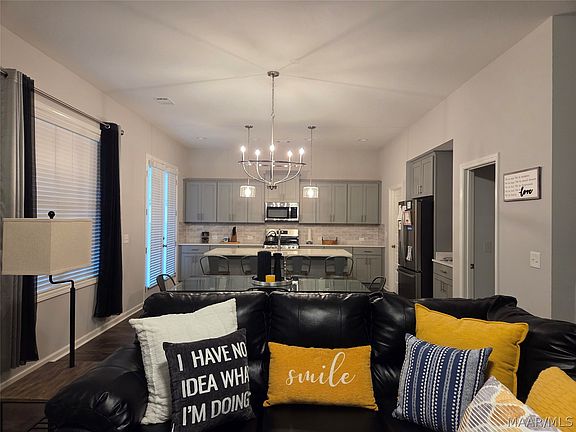 5th image of 9348 Crescent Lodge Cir