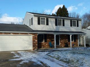 346 University Ave, Elyria, OH