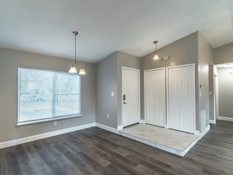 995 Wages Way — Photo 5