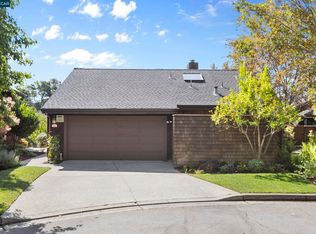 25 Watchwood Ct, Orinda, CA 94563