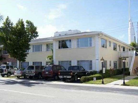2nd image of 2230 NE 56th Pl APT 224