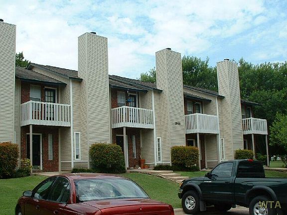 5th image of 1845 River Crossing Cir APT E