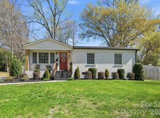 1026 Rollingwood Dr, Charlotte, NC