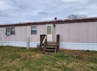 6 Jacqueline Dr, New Oxford, PA 17350