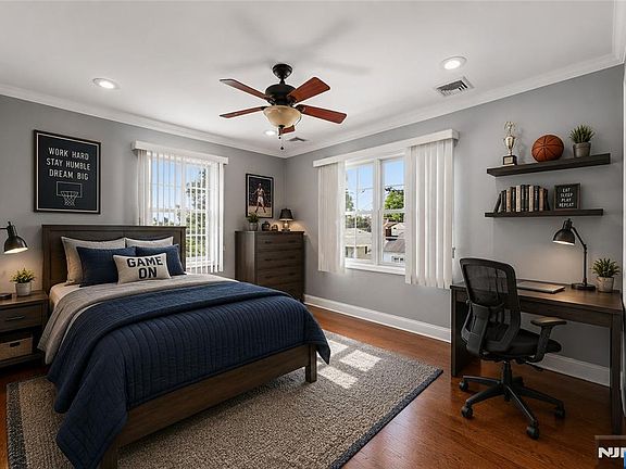 3rd image of 20 Stratford Pl
