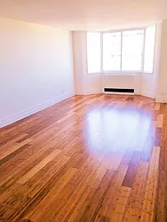 Rented by Perlbinder Realty