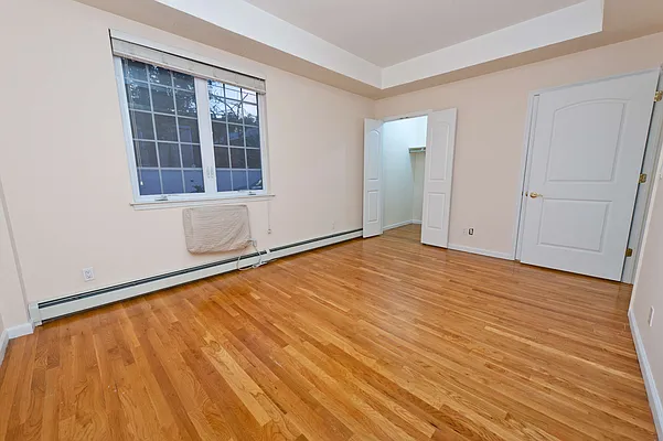 Rented by Compass | media 9