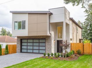 1903 N 137th St, Seattle, WA 98133