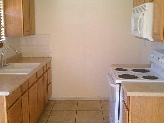 5th image of 12650 Parma Dr APT 1