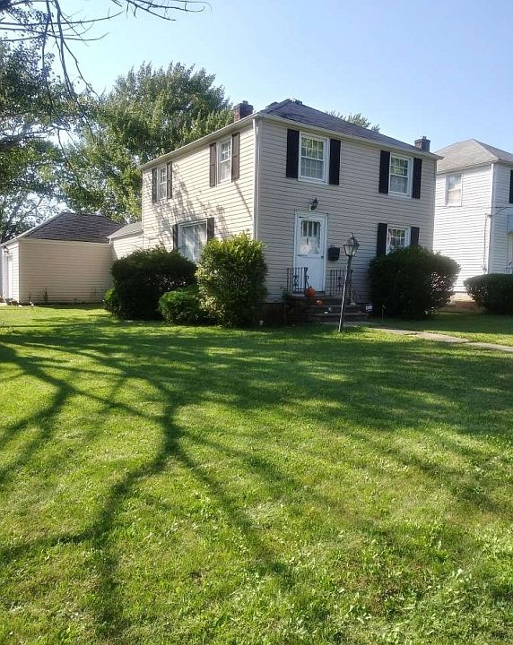 1st image of 876 Lincoln Blvd