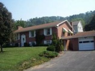 13808 Cardinal Dr SE, Cumberland, MD