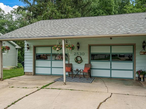 4th image of 2530 Sunset Dr