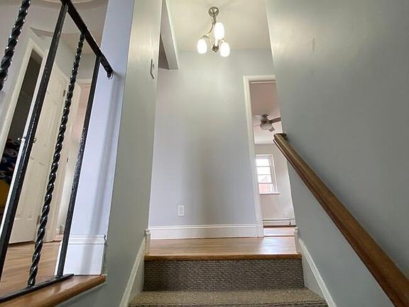 3rd image of 15 Winthrop Pl Floor 2